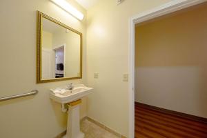Fotografie z fotogalerie ubytování Motel 6-Rhome, TX v destinaci Rhome