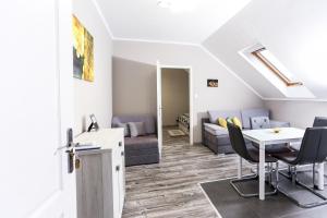 Posezení v ubytování GÁRDI APARTMAN