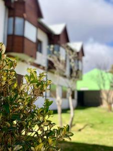 Um jardim em Kalken Hotel by MH