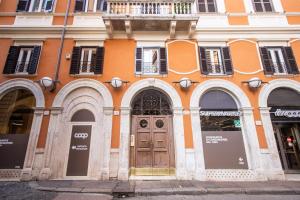Exteriér alebo vchod do ubytovania Trevi Fountain Superior 3 bdr apartment
