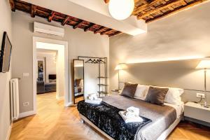 Posedenie v ubytovaní Trevi Fountain Superior 3 bdr apartment