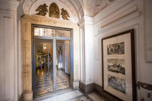 Exteriér alebo vchod do ubytovania Trevi Fountain Superior 3 bdr apartment