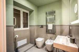 Kúpeľňa v ubytovaní Trevi Fountain Superior 3 bdr apartment