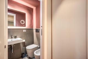 Kúpeľňa v ubytovaní Trevi Fountain Superior 3 bdr apartment