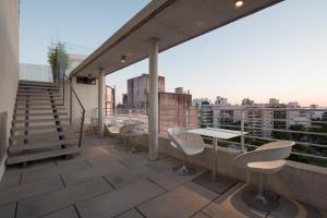 Balkoni atau teres di Vivaldi Hotel Loft Punta Carretas