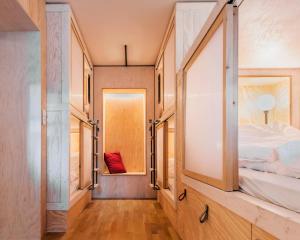 Posteľ alebo postele v izbe v ubytovaní Montagu Hostel