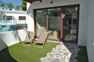 Patio lub wspólna przestrzeń na świeżym powietrzu w obiekcie Alidreams Carmen Beach Apartamentos