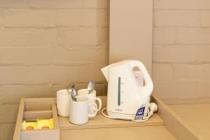 Nightcap at Wintersun Hotel的咖啡和沏茶工具