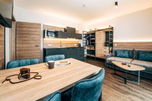 Kuchnia lub aneks kuchenny w obiekcie FOXY Obertauern