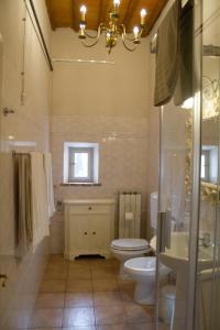 Salle de bains dans l'établissement Santa Croce Charme Apartment