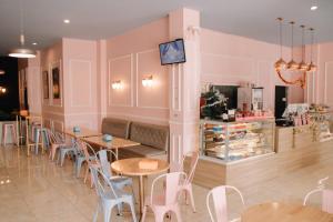 Gallery image of Merlin Hotel in Maumere