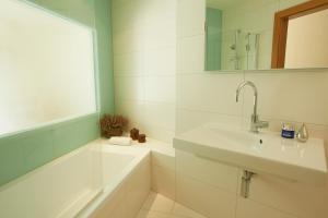 Ένα μπάνιο στο Apartment Pinchbeck +10 φωτογραφίες