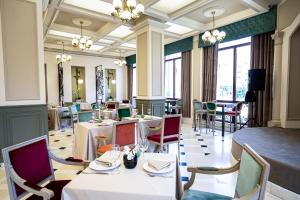 Restaurace v ubytování Grand Hotel Traian