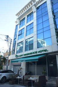 Bangunan di mana terletaknya aparthotel ini +54 gambar