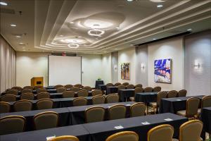 The business area and/or conference room at Holiday Inn Austin -Town Lake, an IHG Hotel