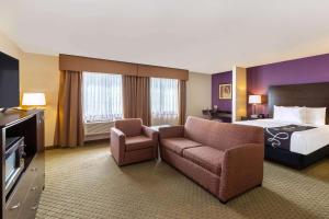 Гостиная зона в La Quinta by Wyndham Spokane Valley