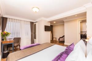 Кровать или кровати в номере Meroddi La Porta