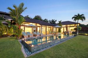 Hidden Hills Villas - Small Luxury Hotels of The World内部或周边的泳池