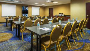 Konferenční prostory v ubytování Holiday Inn Express & Suites Midland Loop 250 by IHG