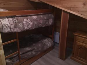 Двуетажно легло или двуетажни легла в стая в la grange