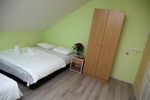 Letto o letti in una camera di Zmajevac Fruska Gora