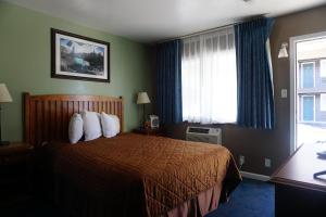 Voodi või voodid majutusasutuse A&A Lake Tahoe Inn toas