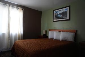 Voodi või voodid majutusasutuse A&A Lake Tahoe Inn toas