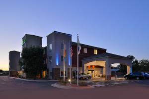 Gallery image of Holiday Inn Express Albuquerque N - Bernalillo, an IHG Hotel in Bernalillo