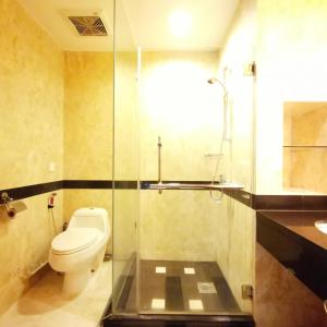 【Amazing】Pool View 2BR Suite @ Pulai Springs Resort的一间浴室