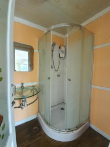 Phòng tắm tại Phalagoon Resort