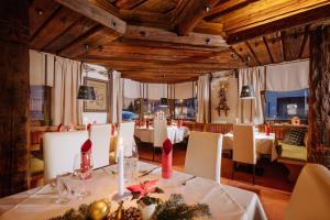 Reštaurácia alebo iné gastronomické zariadenie v ubytovaní Hotel Kögele mit Restaurant bei Innsbruck Axamer Lizum