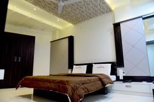 Fotografie z fotogalerie ubytování Hotel Pushpak v destinaci Satara