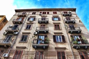 The building in which Az apartmant is located