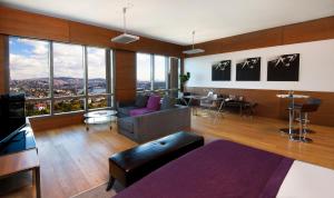 Gallery image of Point Hotel Barbaros in Istanbul