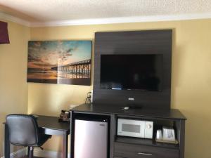 Imagem da galeria de Americas Best Value Presidents Inn on Munras em Monterey