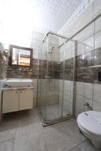 Kúpeľňa v ubytovaní Rest Inn Aydın Hotel