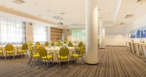 Área de negócios e/ou sala de conferências em Holiday Inn Vilnius by IHG