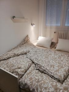 En eller flere senge i et værelse på Sava river