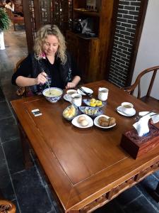 Comida en la casa de huéspedes o alrededores