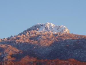 A general mountain view or a mountain view taken from a szállodákat