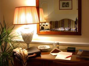 Foto Roomas asuva majutusasutuse Hotel Cellini galeriist