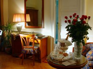 Istumisnurk majutusasutuses Hotel Cellini