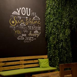 Istumisnurk majutusasutuses Tuk Tuk Hostel Negombo