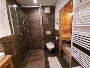 Koupelna v ubytování Alpin Residenz Panoramabahn Kitzbühel + 36 fotografií