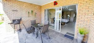 Patio nebo venkovní prostory v ubytování Settle inn Self Catering Units