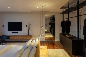 TV a/nebo společenská místnost v ubytování Felissimo Exclusive Hotel