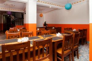 Ресторан / й інші заклади харчування у Kathmandu Regency Hotel