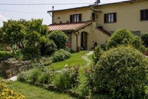 Gallery image of Villa Porcigliano Olive Grove in Polcanto