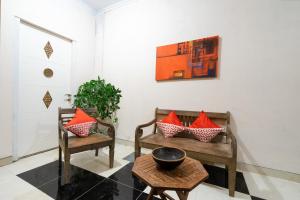 Imagen de la galería de Super OYO 2285 Art Guest House Syariah, en Yogyakarta