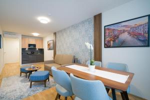 Telewizja i/lub zestaw kina domowego w obiekcie MyApartments Vienna